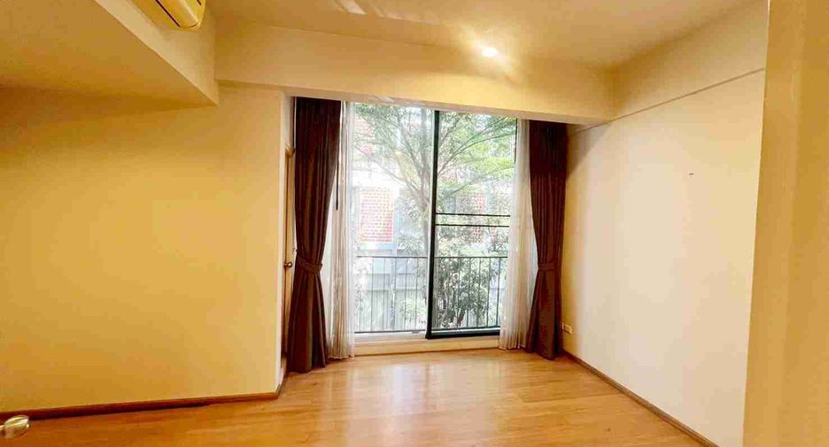 Gewerbefläche zur Miete und zum Kauf mit 3 Zimmer in Khan Na Yao, Bangkok