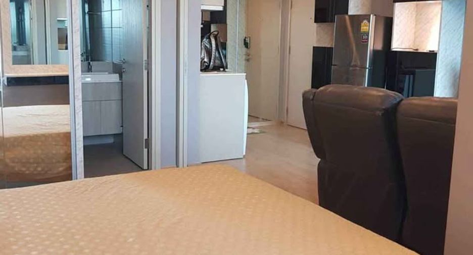 À louer 1 chambre condo à Bang Rak, Bangkok
