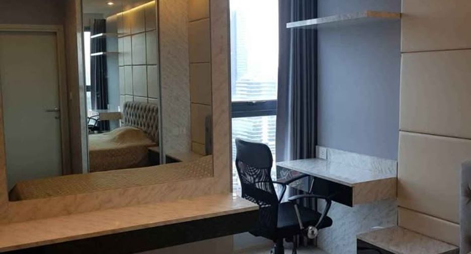 À louer 1 chambre condo à Bang Rak, Bangkok
