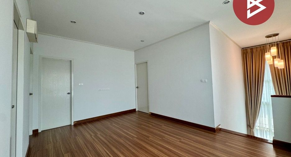 À vendre 4 chambres maison à Mueang Chon Buri, Chonburi
