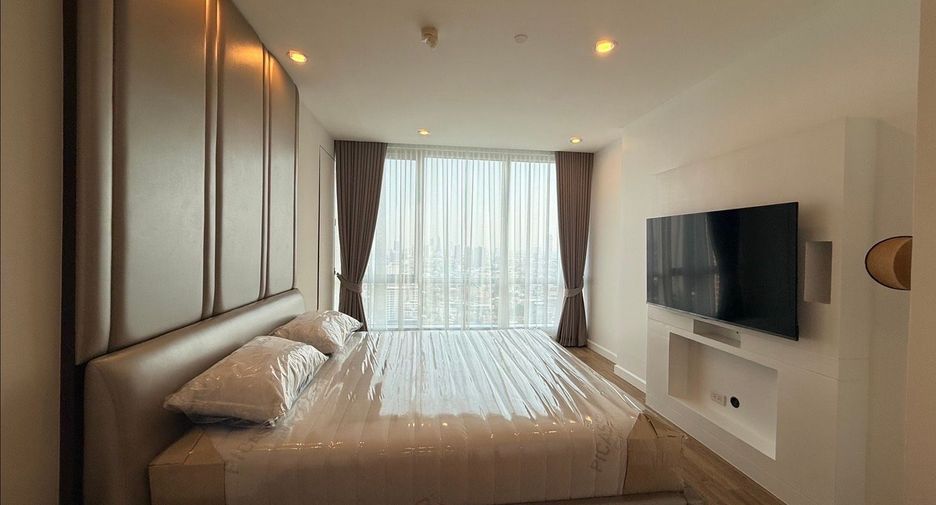For rent 2 bedrooms condo in Sathon, Bangkok