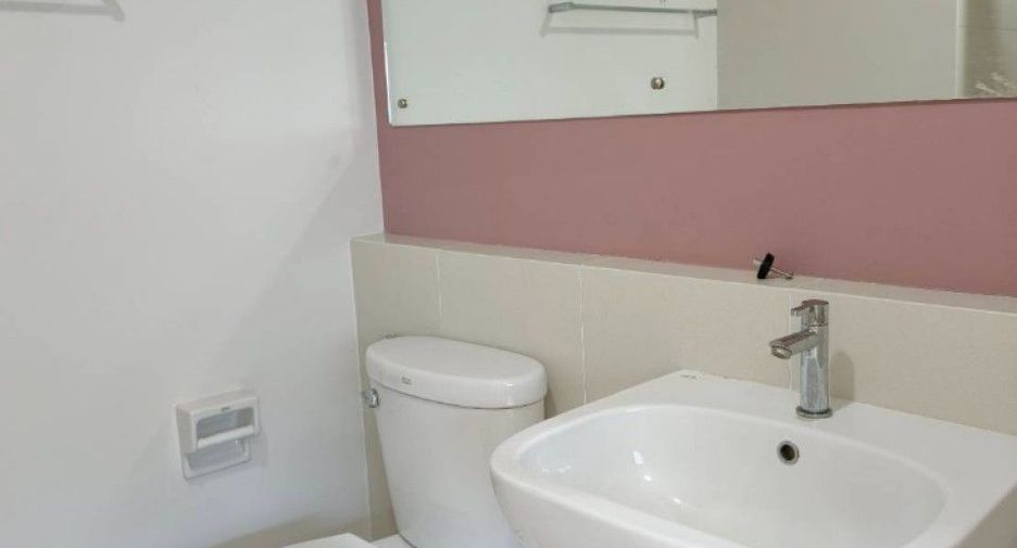 Casa adosada en venta de 2 habitaciones en Bang Khun Thian, Bangkok
