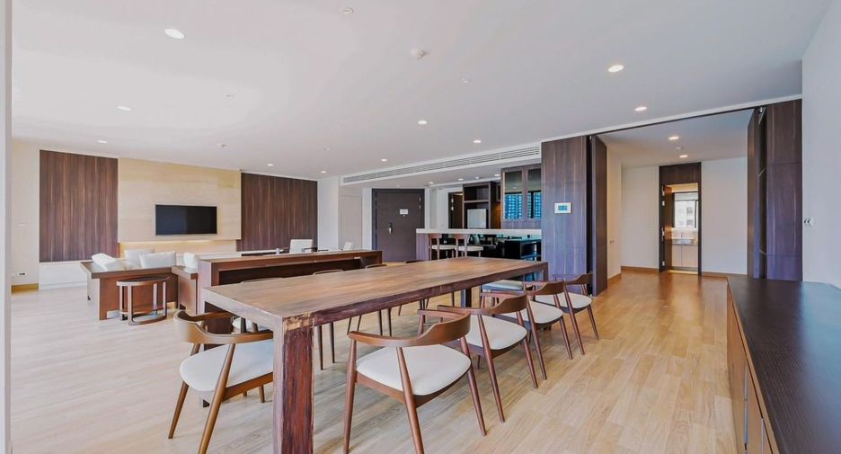 For sale 4 bedrooms condo in Suan Luang, Bangkok