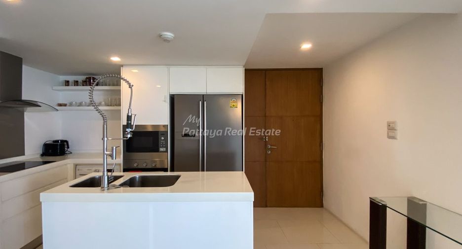 For sale 3 bedrooms condo in Bang Lamung, Chonburi