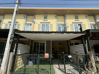 For sale 4 bedrooms townhouse in Thung Khru, Bangkok