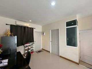 For sale 4 bedrooms townhouse in Thung Khru, Bangkok