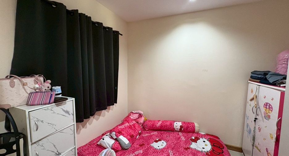 For sale 4 bedrooms townhouse in Thung Khru, Bangkok