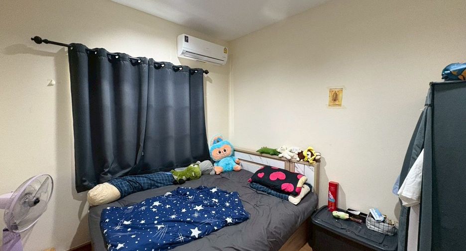 For sale 4 bedrooms townhouse in Thung Khru, Bangkok