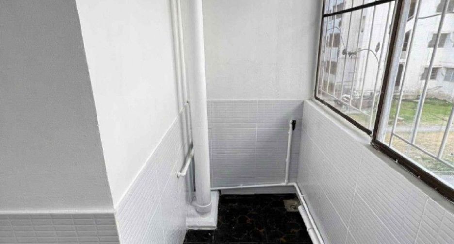 For sale 1 bed condo in Bang Phli, Samut Prakan