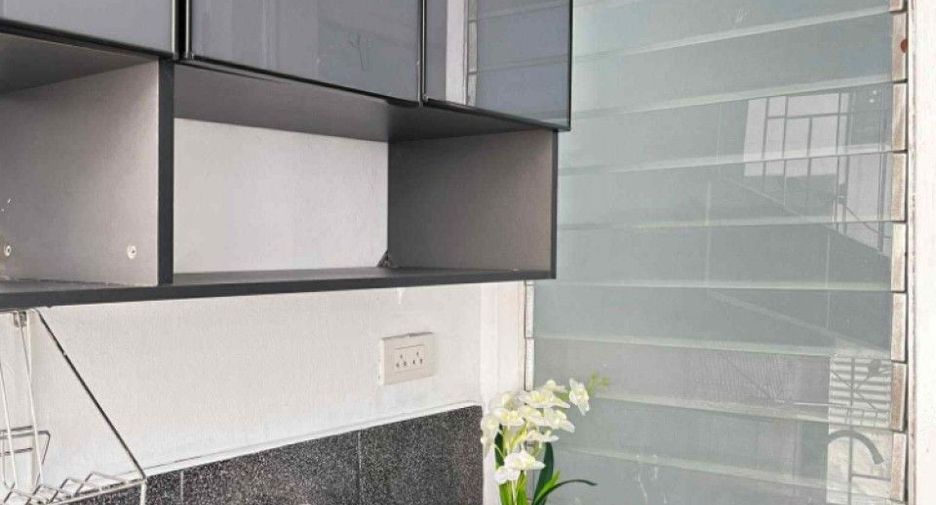 For sale 1 bed condo in Bang Phli, Samut Prakan
