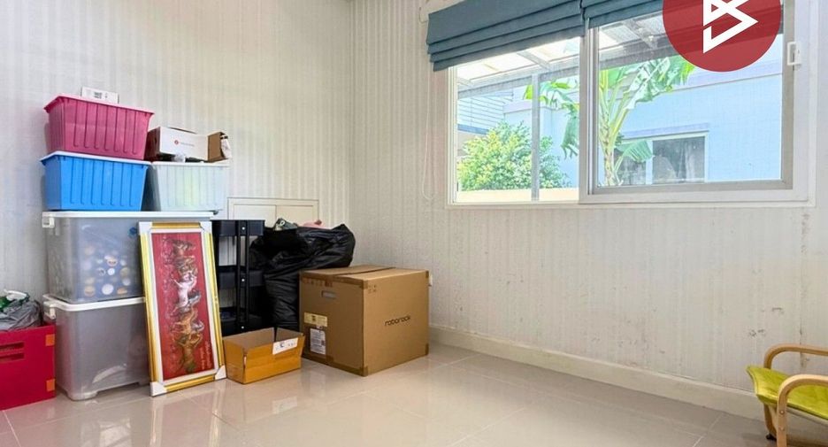 Casa en venta de 4 habitaciones en Bang Bua Thong, Nonthaburi