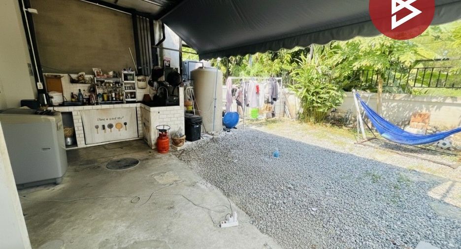 For sale 4 bedrooms townhouse in Bang Bo, Samut Prakan
