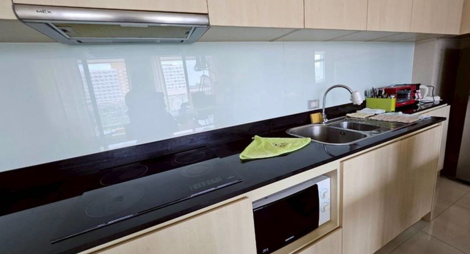 For sale 2 bedrooms condo in Bang Lamung, Chonburi