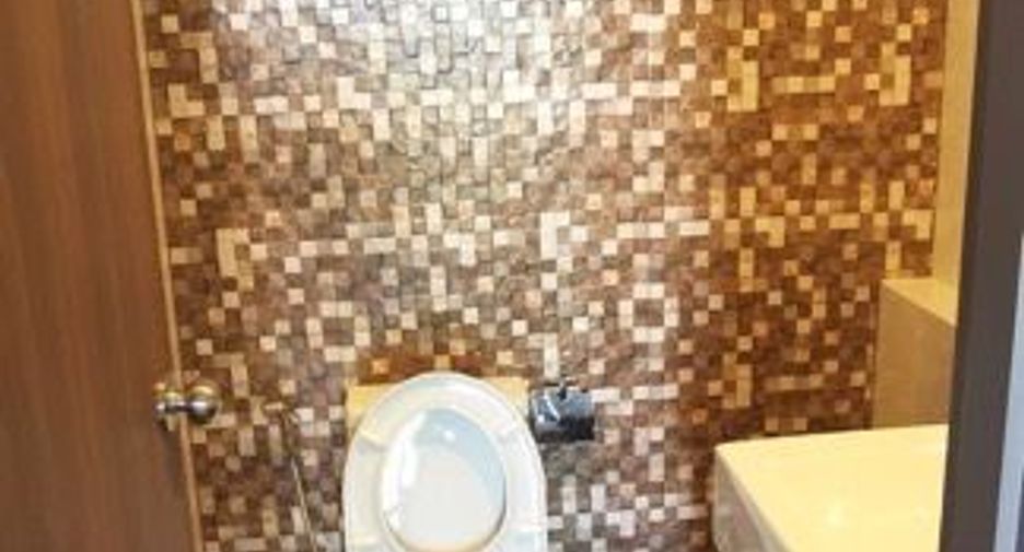 For sale 1 bed condo in Min Buri, Bangkok