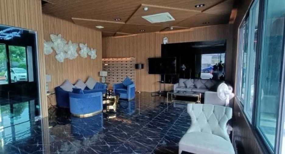 For sale 1 bed condo in Min Buri, Bangkok