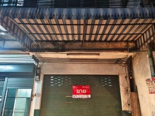 出售 4 卧室 商业空间 在 Sai Mai, 曼谷
