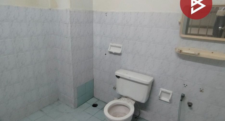 For sale 4 bedrooms retail Space in Sai Mai, Bangkok