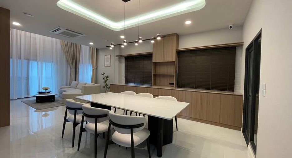 Haus zur Miete mit 4 Zimmer in Bang Phli, Samut Prakan