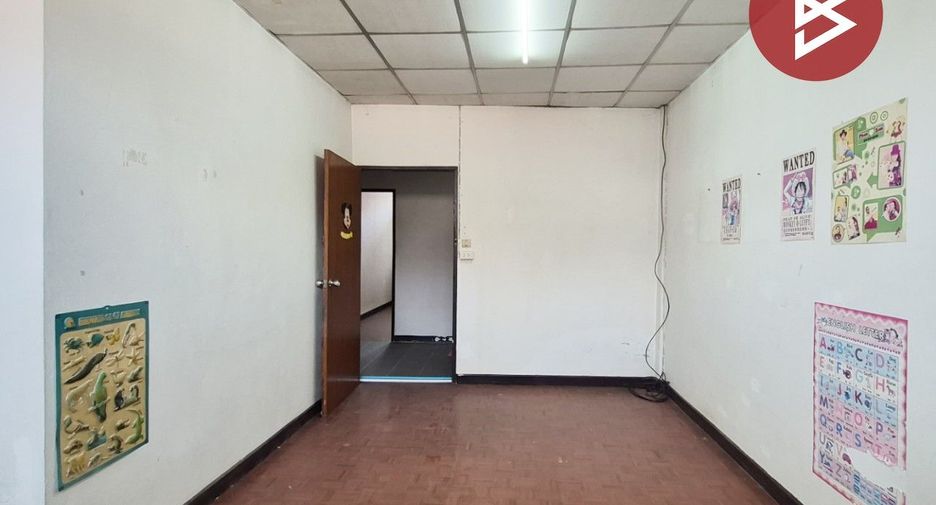 Reihenhaus zum Kauf mit 2 Zimmer in Mueang Samut Songkhram, Samut Songkhram