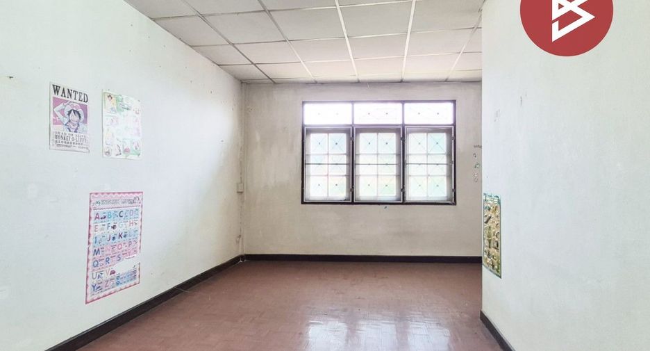 Reihenhaus zum Kauf mit 2 Zimmer in Mueang Samut Songkhram, Samut Songkhram