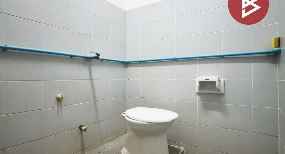 Reihenhaus zum Kauf mit 2 Zimmer in Mueang Samut Songkhram, Samut Songkhram