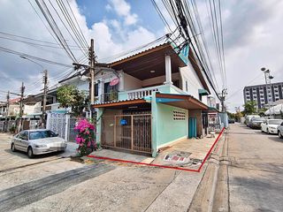 For rent 2 bedrooms townhouse in Mueang Samut Prakan, Samut Prakan