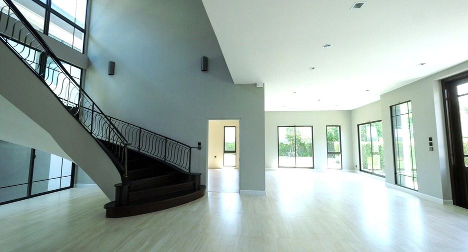 For rent and for sale 5 bedrooms house in Khan Na Yao, Bangkok