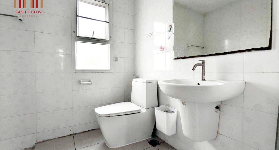 For sale 3 bedrooms house in Thanyaburi, Pathum Thani