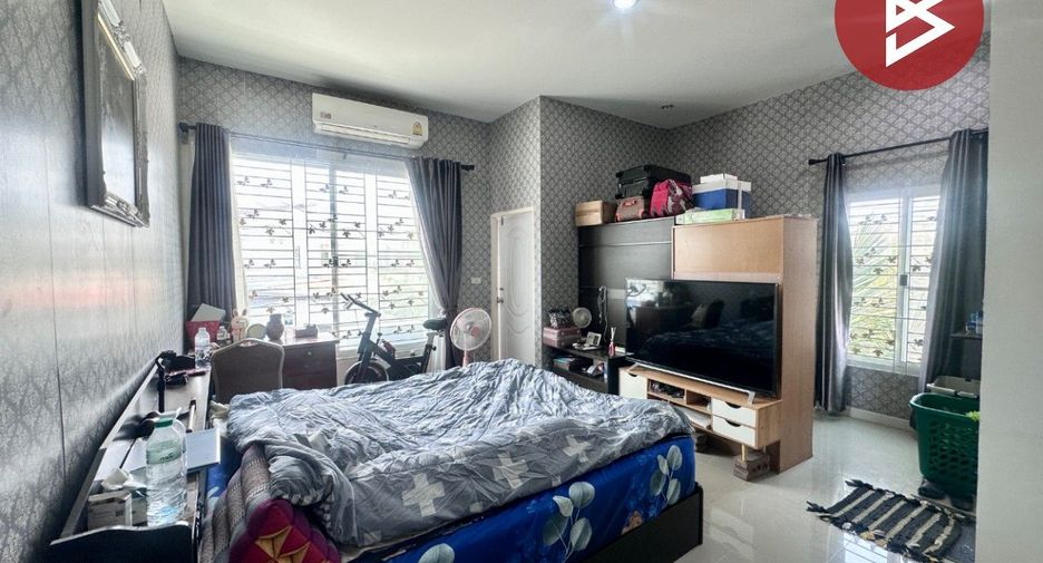 Reihenhaus zum Kauf mit 3 Zimmer in Pluak Daeng, Rayong