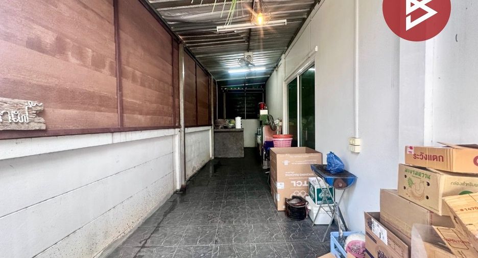 Reihenhaus zum Kauf mit 3 Zimmer in Pluak Daeng, Rayong