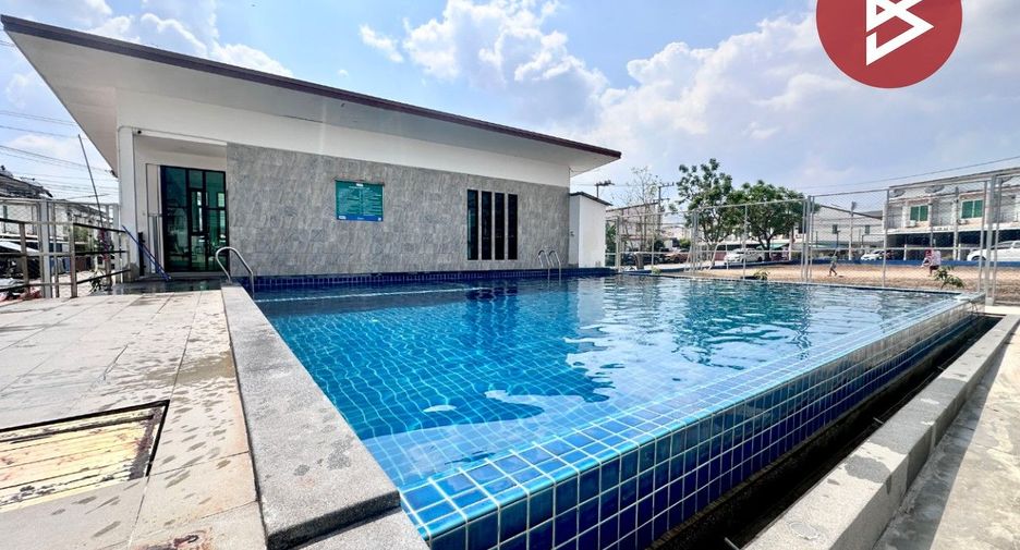 Reihenhaus zum Kauf mit 3 Zimmer in Pluak Daeng, Rayong