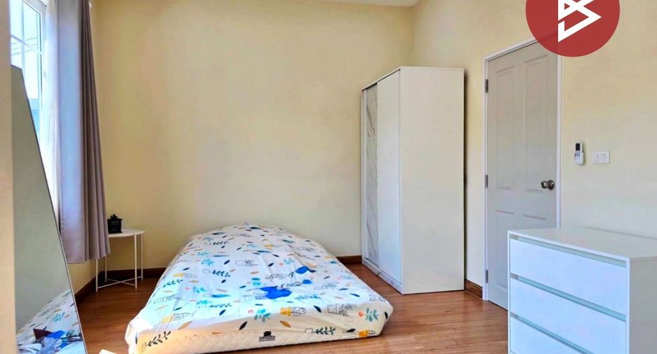 Casa adosada en venta de 4 habitaciones en Mueang Samut Sakhon, Samut Sakhon