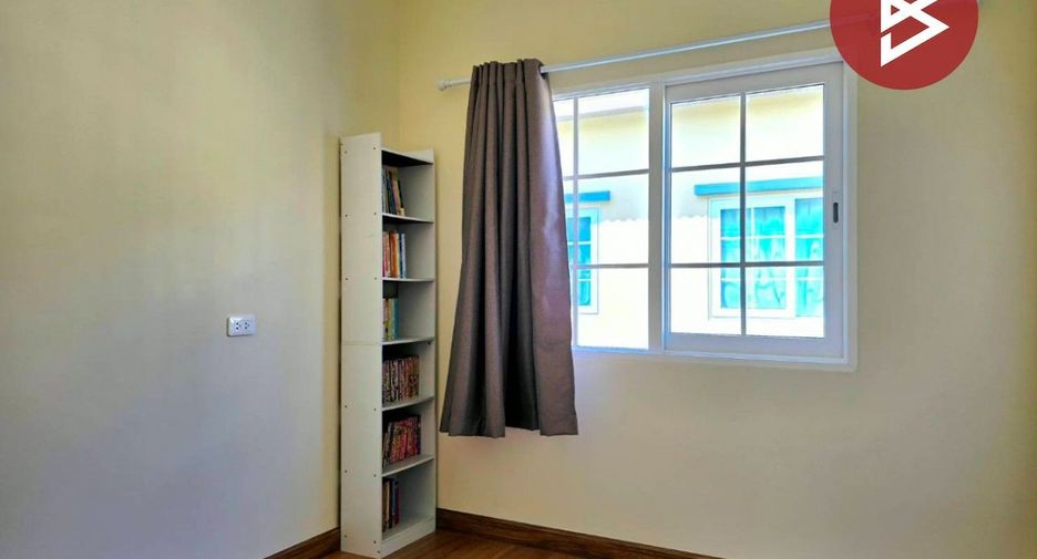 Casa adosada en venta de 4 habitaciones en Mueang Samut Sakhon, Samut Sakhon