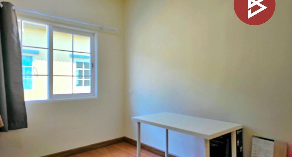 Casa adosada en venta de 4 habitaciones en Mueang Samut Sakhon, Samut Sakhon