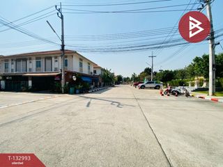 For sale 4 bedrooms townhouse in Phra Samut Chedi, Samut Prakan