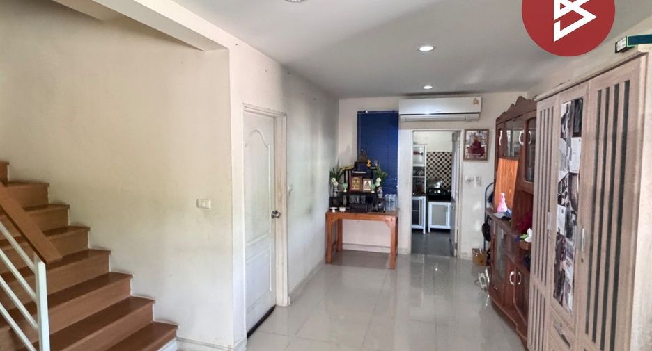For sale 4 bedrooms townhouse in Phra Samut Chedi, Samut Prakan