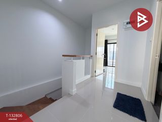 For sale 3 bedrooms townhouse in Mueang Nakhon Pathom, Nakhon Pathom
