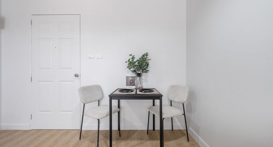 For sale 1 bed condo in Bang Phlat, Bangkok