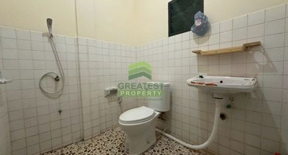 For sale 5 bedrooms townhouse in Pak Kret, Nonthaburi