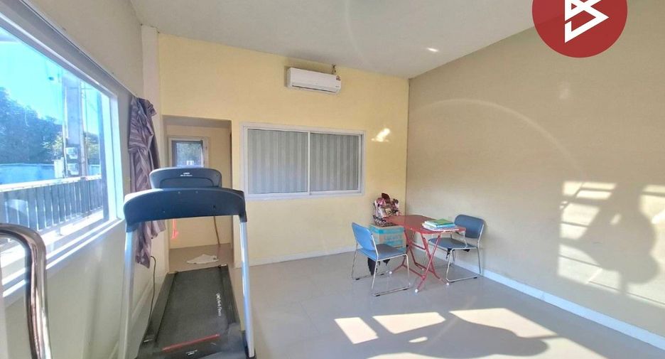 For sale 4 bedrooms house in Mueang Chon Buri, Chonburi