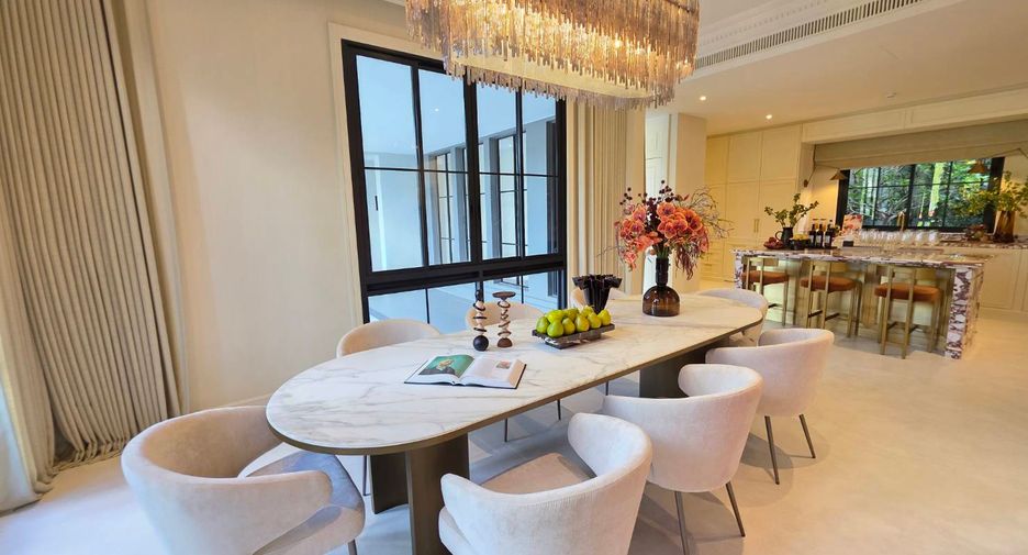 For sale 5 bedrooms condo in Bang Kapi, Bangkok