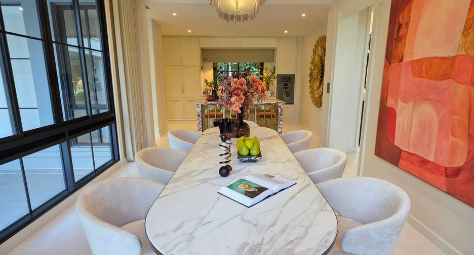 For sale 5 bedrooms condo in Bang Kapi, Bangkok