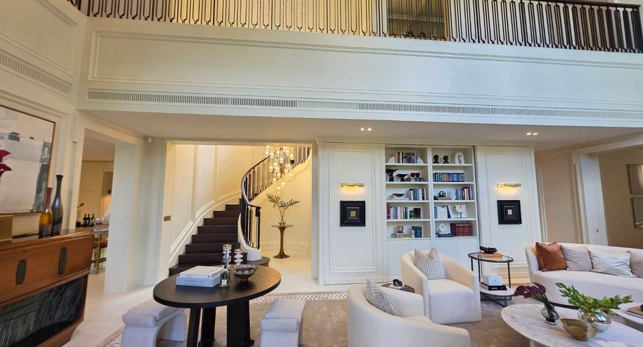 For sale 5 bedrooms condo in Bang Kapi, Bangkok