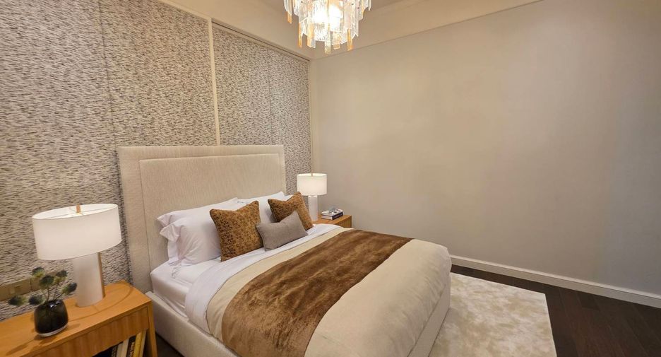 For sale 5 bedrooms condo in Bang Kapi, Bangkok