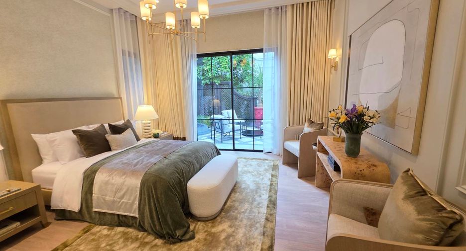 For sale 5 bedrooms condo in Bang Kapi, Bangkok