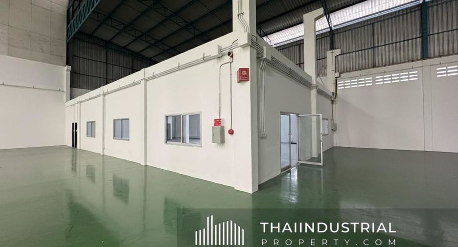Almacén en alquiler en Si Racha, Chonburi