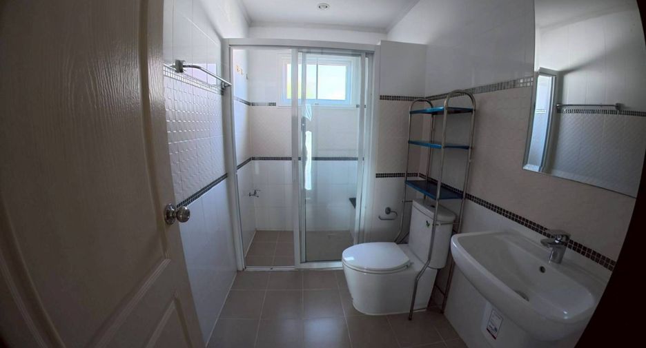 For rent 3 bedrooms house in Mueang Phuket, Phuket