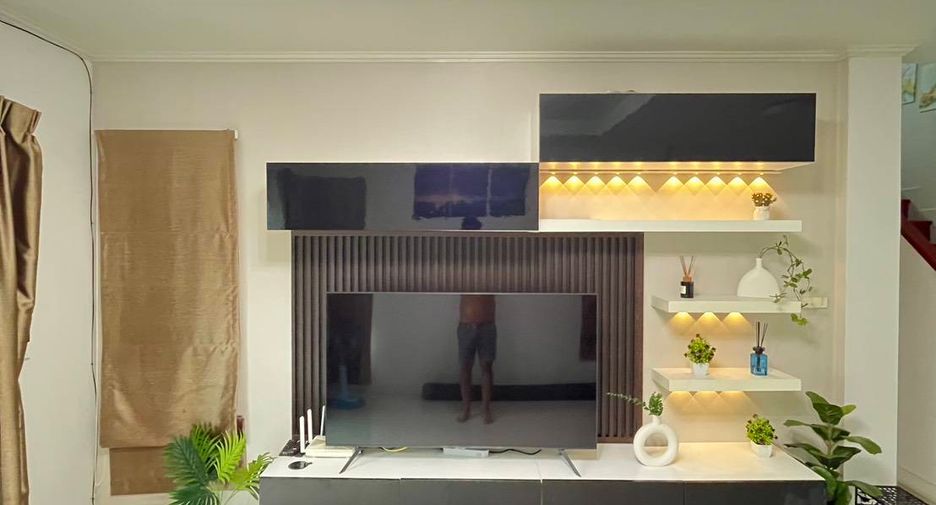 For rent 3 bedrooms house in Mueang Phuket, Phuket
