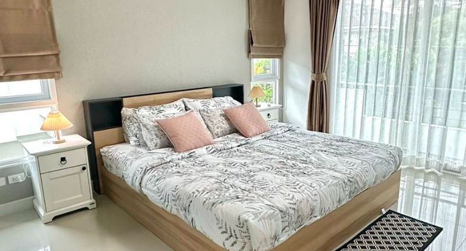 For rent 3 bedrooms house in Mueang Phuket, Phuket