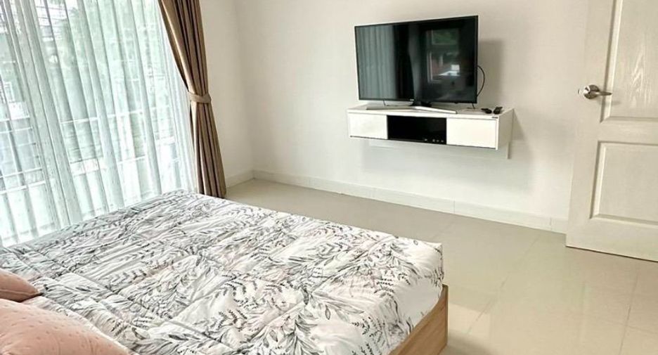 For rent 3 bedrooms house in Mueang Phuket, Phuket